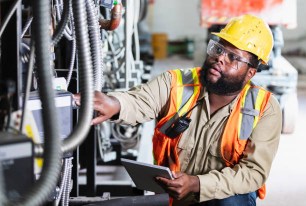 Best Licensed Electrician  in Des Peres, MO