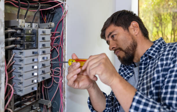 Best Electrical Troubleshooting Services  in Des Peres, MO